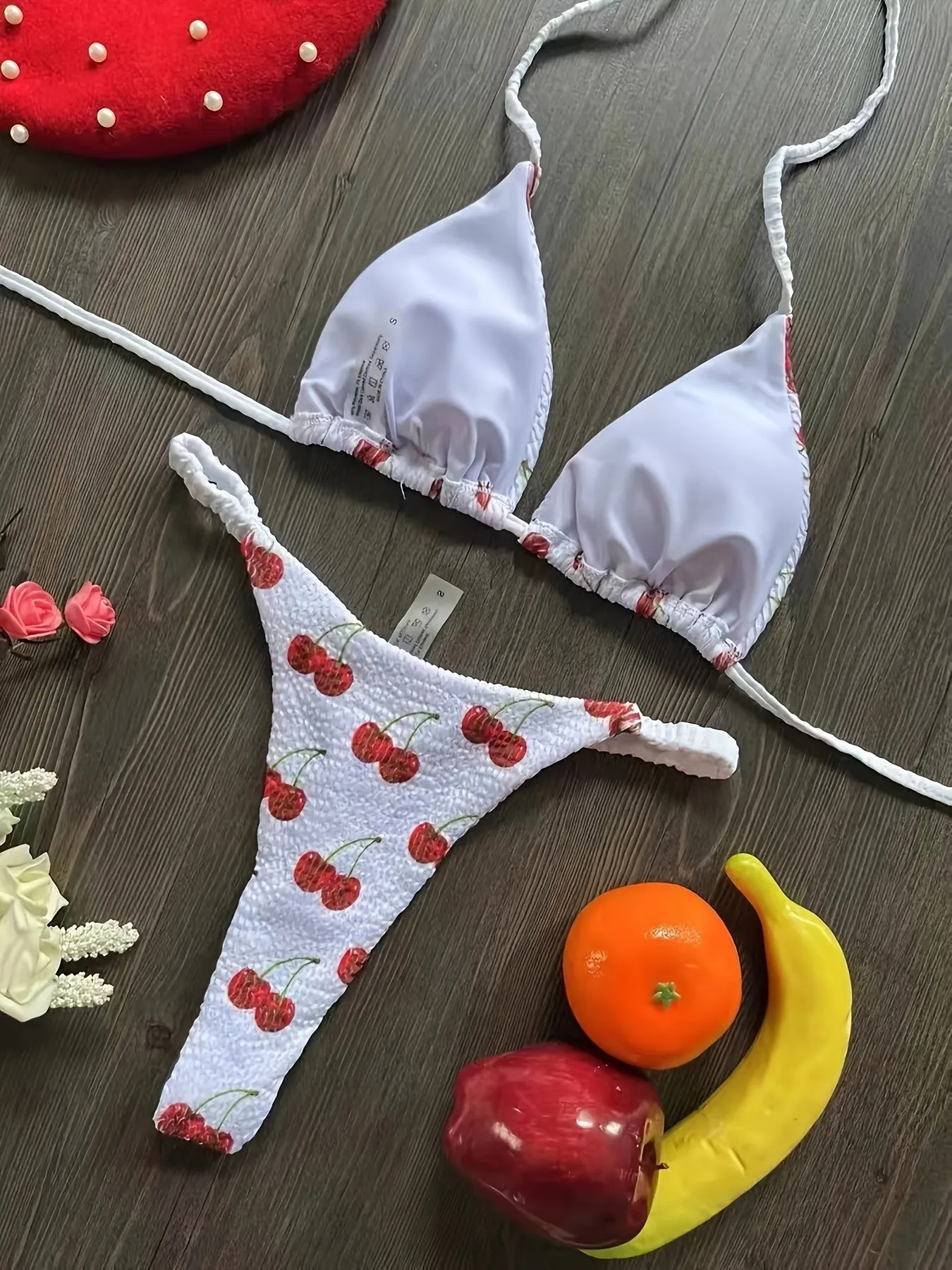 2-Piece Cherry Pattern Bikini Set - Flattering Halter V-Neck & High-Cut Thong Design, Tie-Back Backless Detail, Perfect for Beachwear & Poolside Fashion