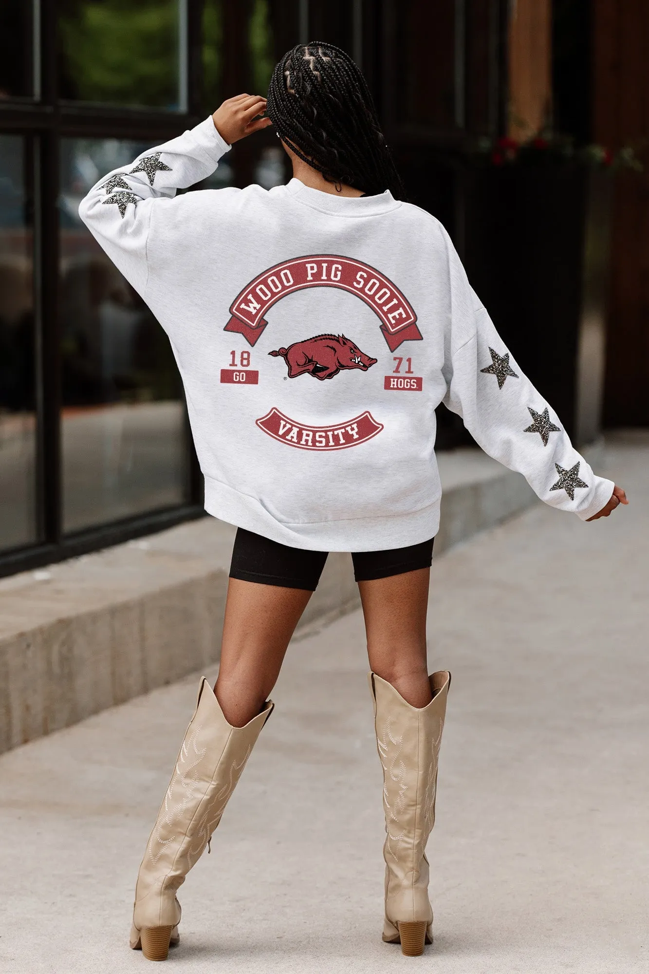 ARKANSAS RAZORBACKS READY FOR IT EMBELLISHED STAR SLEEVE CREWNECK PULLOVER