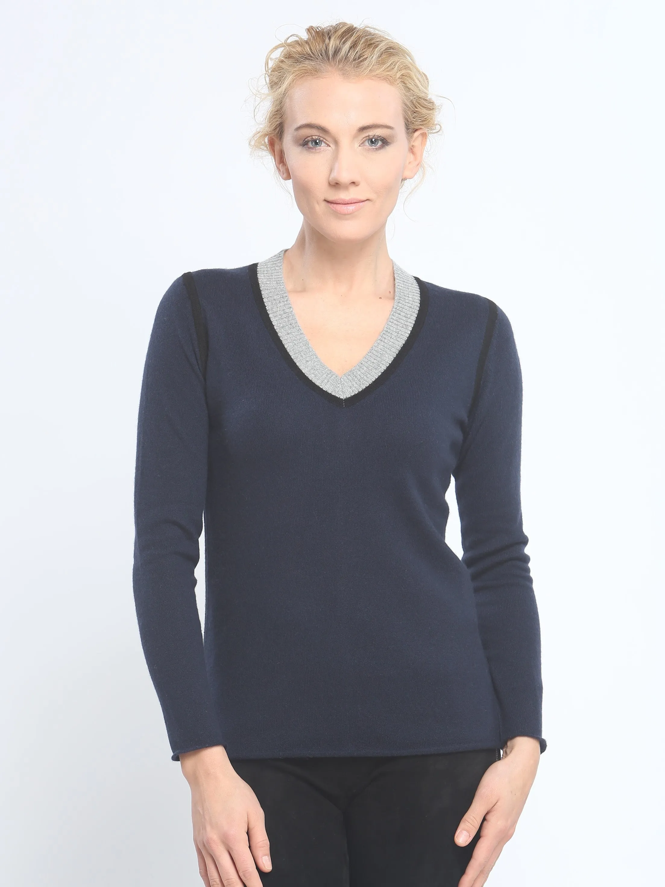 Contrast Piping V Neck